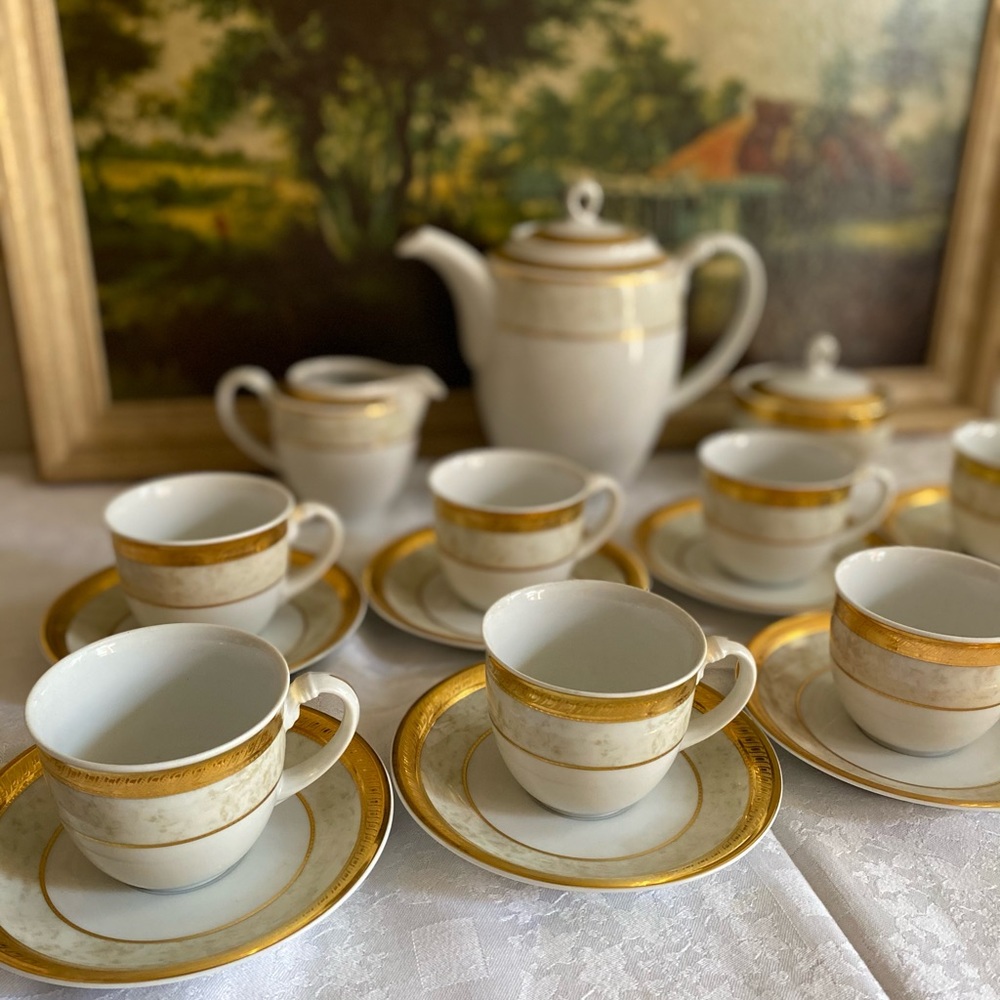 11pcs ROYAL PORCELAIN tea set